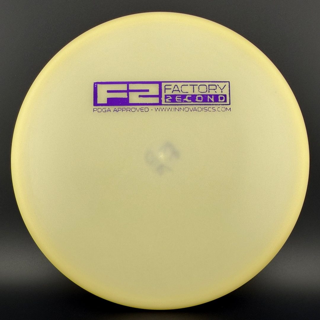 Glow Champion Classic Roc - Penned - F2