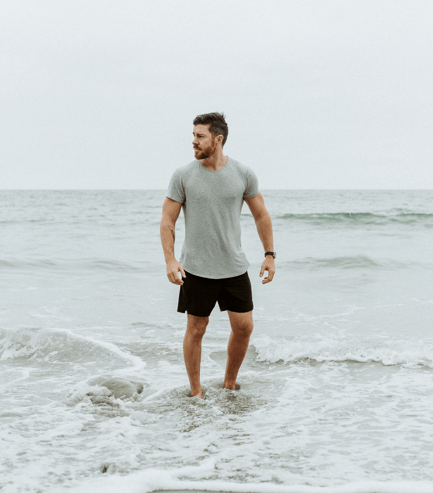 Bamboo Swift Curve-Hem Tee - Black