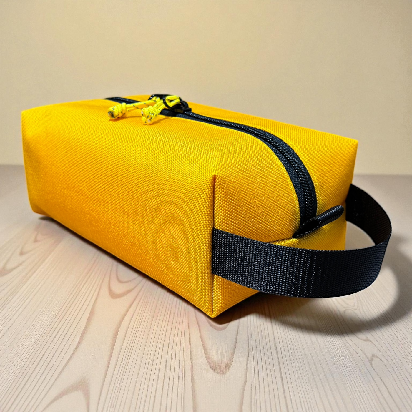 Rugged and Durable Dopp Kit – Travel Toiletries & Makeup Bag