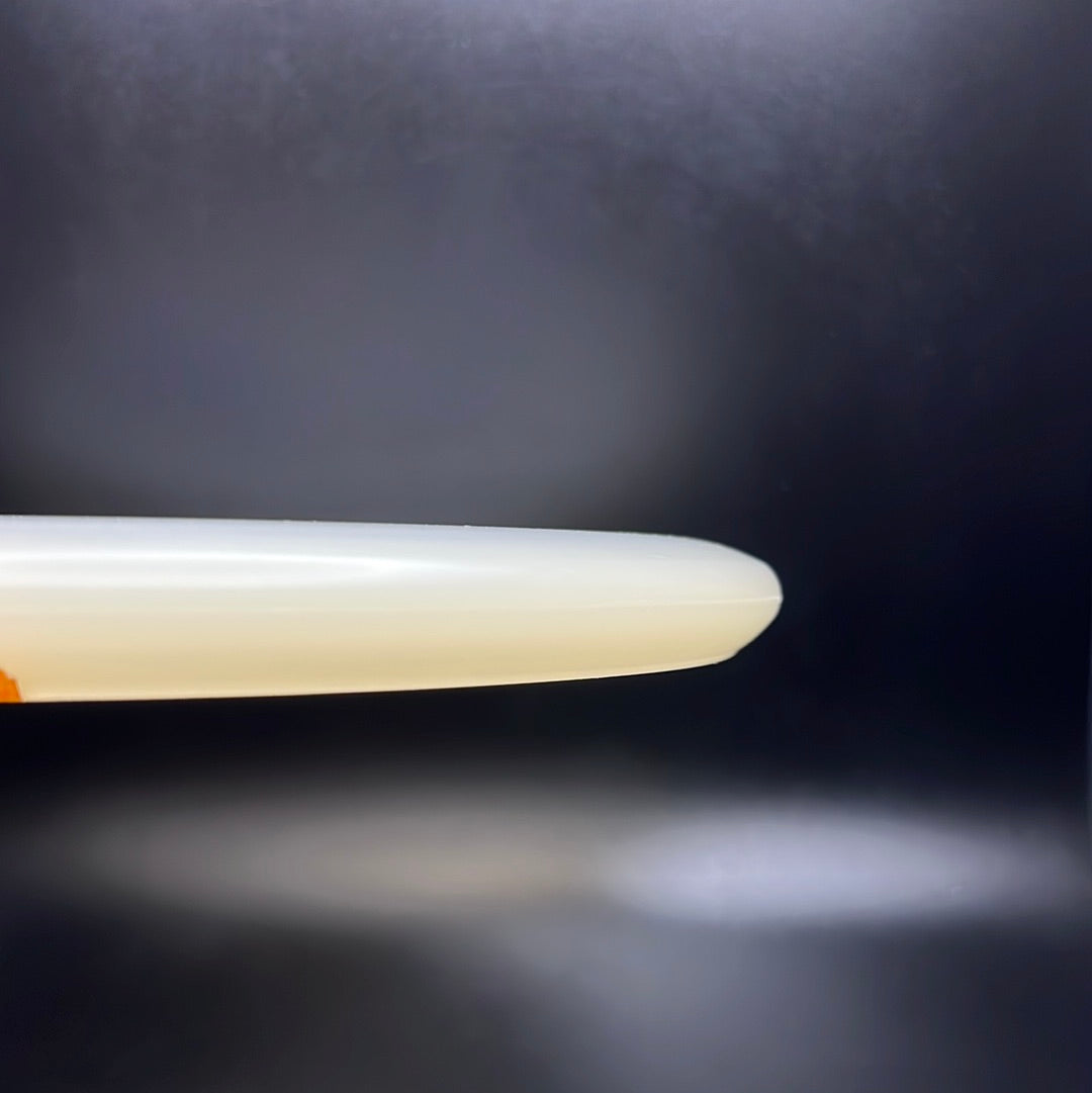 Glow Benny Putter